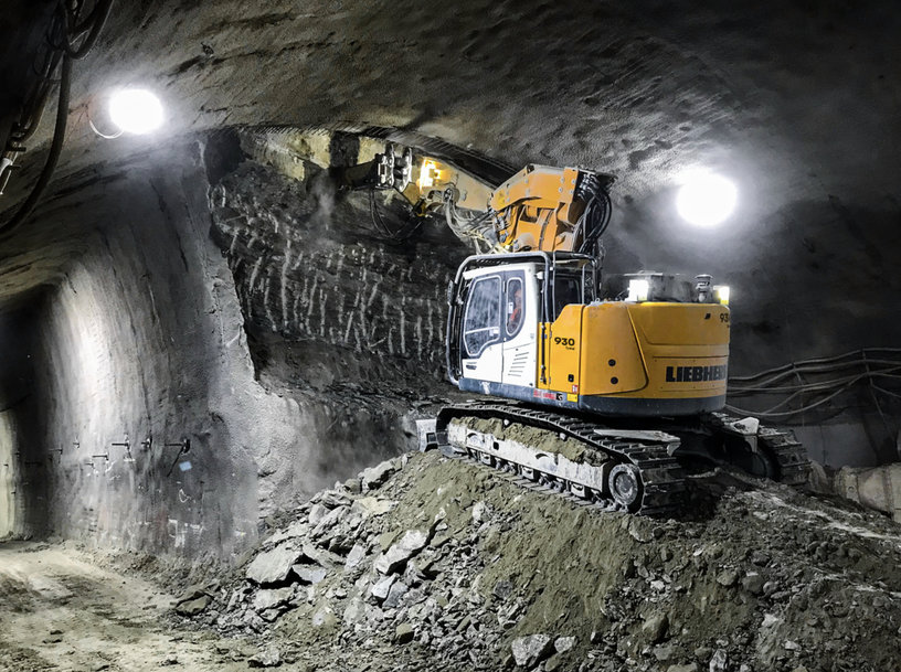 Lanzamiento mundial de la excavadora de orugas R 930 Tunnel de Liebherr